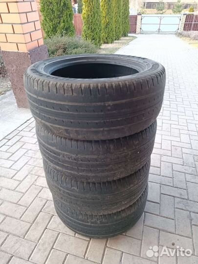 Goodyear EfficientGrip 235/55 R17