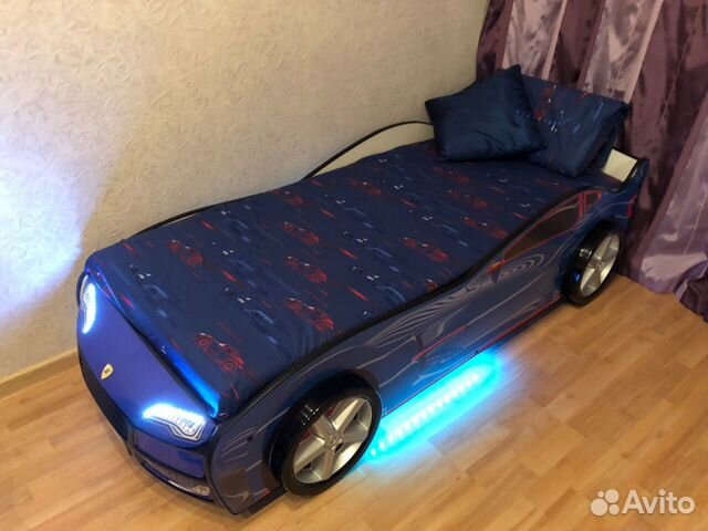 Кровать машина