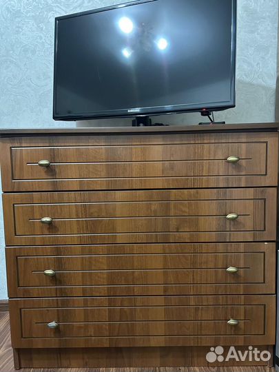 Спальный гарнитур б/у