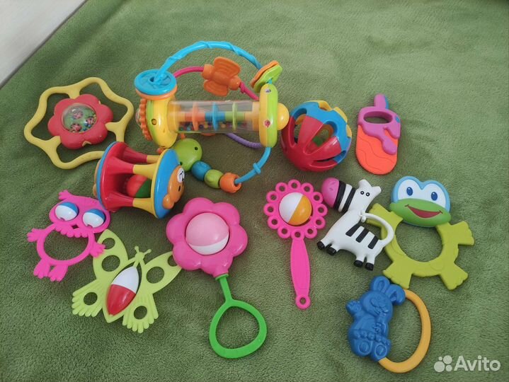 Игрушки погремушки пакетом