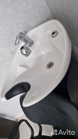 Мебель для салона красоты бу