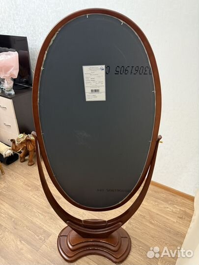 Зеркало напольное в полный рост