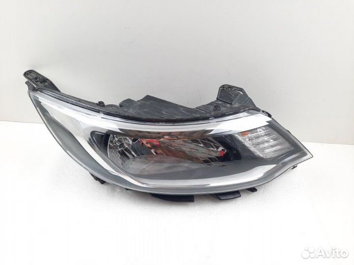 Фара правая Kia Rio 3 2015-2017