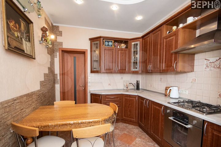 4-к. квартира, 104,9 м², 2/4 эт.