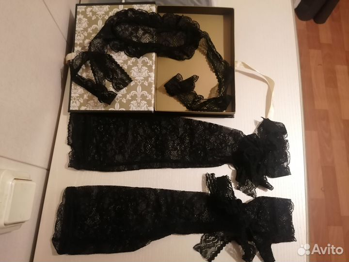 Комплект маска+перчатки из кружева