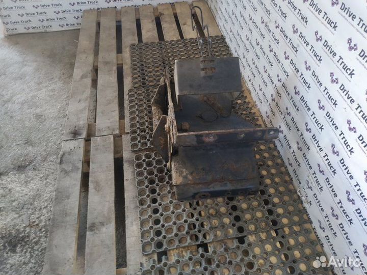 Кронштейн запасного колеса Man Tga 18.430 D2866