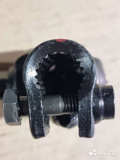 Рулевой карданчик Гольф 3 Пассат Б-3 Б-4