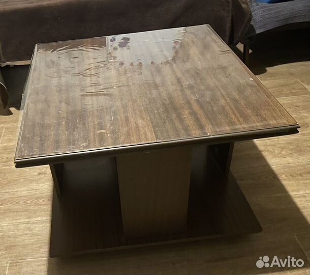 Журнальный столик на колесах бу