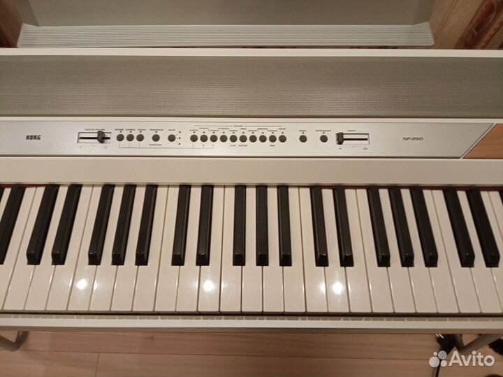 Электронное пианино korg SP-250