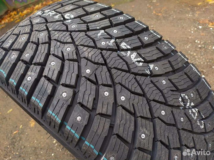 Triangle IcelynX TI501 215/50 R17 95T