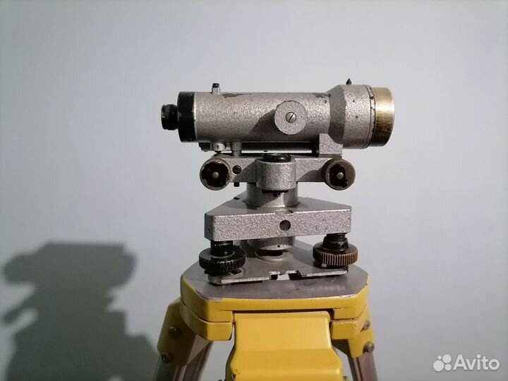 Нивелир оптический нв1