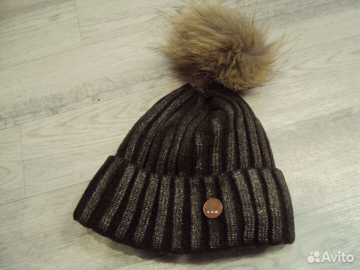 Шапки, снуды, шарфы, кожаные перчатки