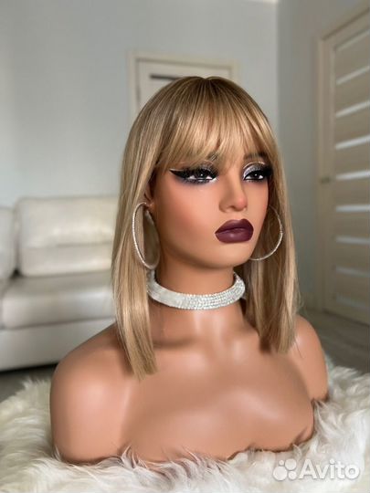 Парик пшеничный блонд каре