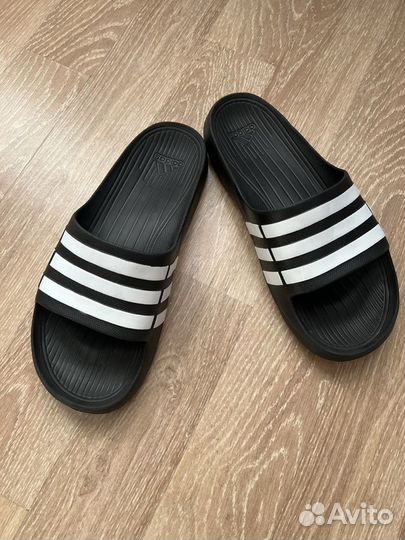 Шлепки adidas