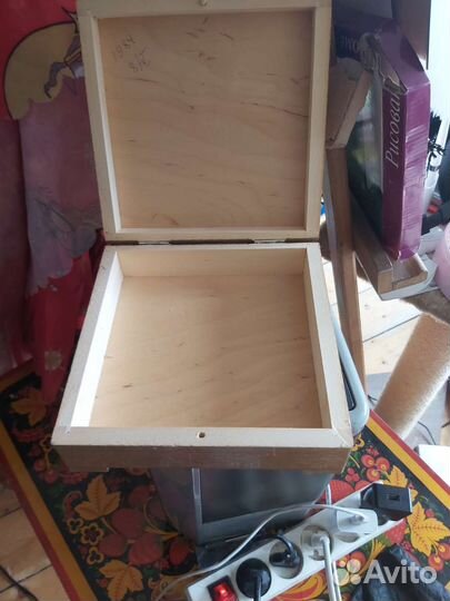 Шкатулка из дерева ручной работы