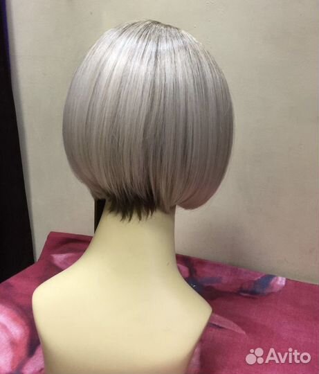 Парик из искусственных волос