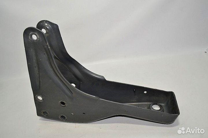 Кронштейн кабины, задний правый volvo FH (01.12)