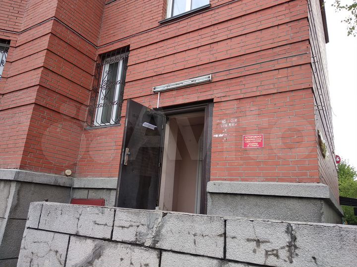 Свободного назначения, 100 м²