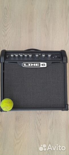 Гитарный Комбоусилитель Line 6 Spider IV 15