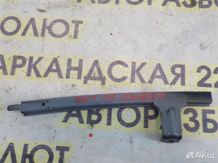 Направляющая стекла двери Toyota RAV4 (XA30) 2005