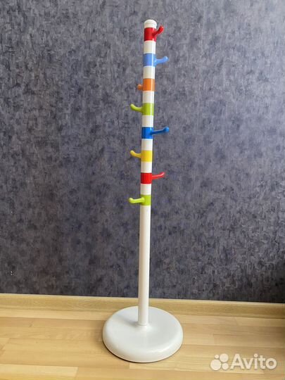 Вешалка напольная в детскую комнату