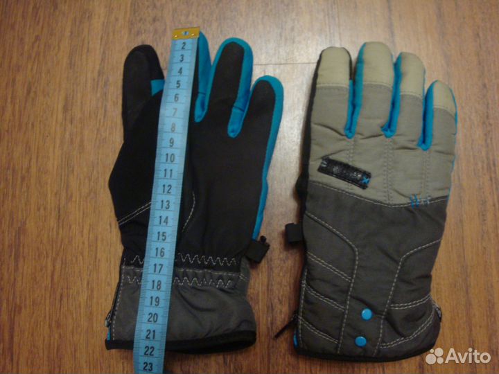 Перчатки Dakine