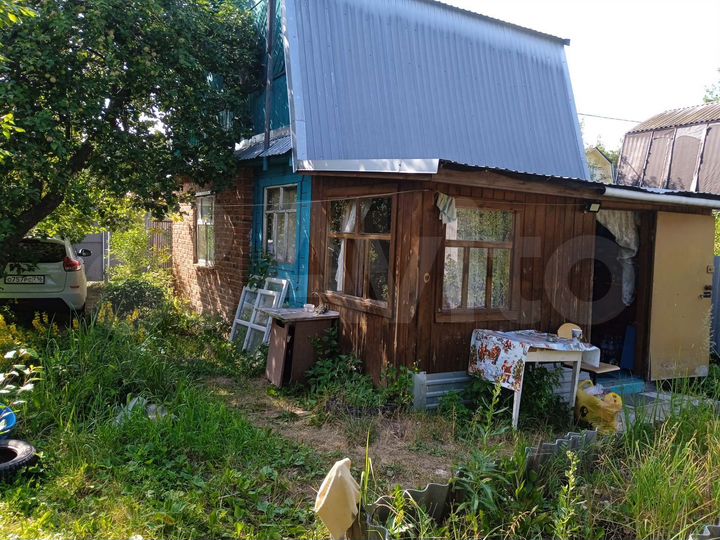 Дом 35 м² на участке 3 сот.
