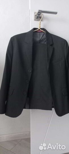 Продам костюм на мальчика