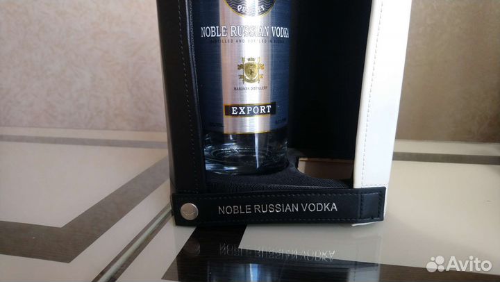 Кожаный футляр Белуга