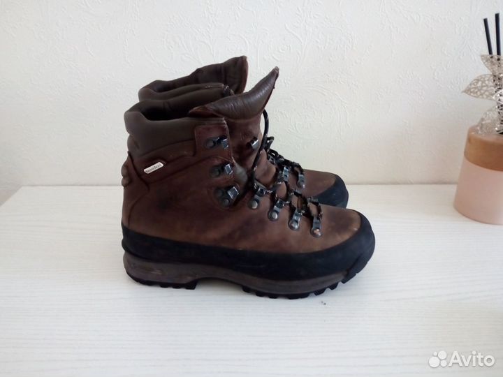 Ботинки трекинговые