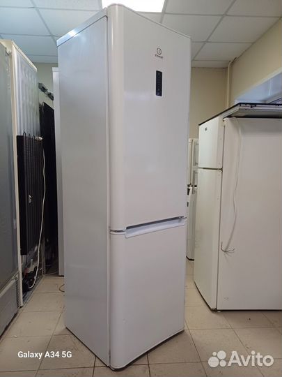 Холодильник indesit. No Frost. Доставка. Гарантия