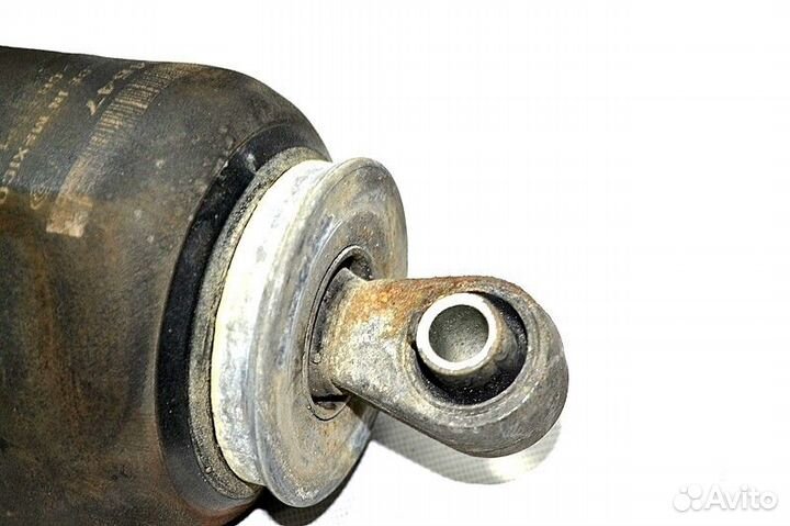 Воздушная подушка кабины, задняя правая volvo FH