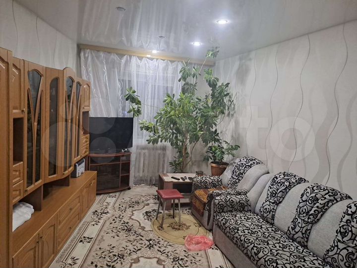 3-к. квартира, 72 м², 2/10 эт.