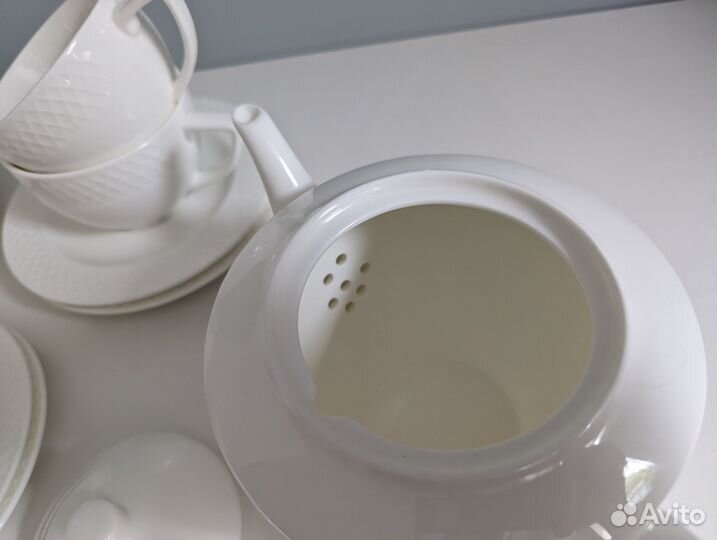 Набор чайный (чашка с блюдцем чайник) wilmax Julia