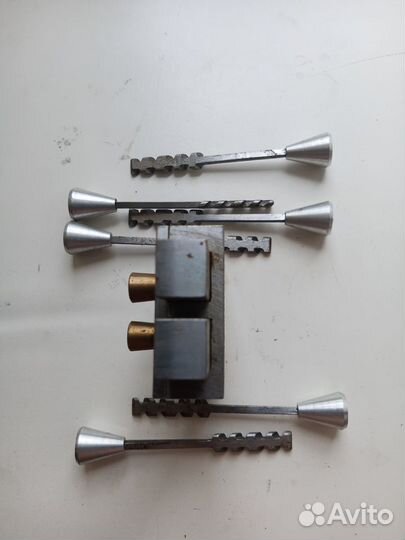 Замок реечный с 6 ключами