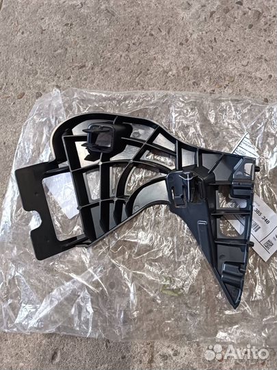 Кронштейн переднего бампера BMW 5 G30