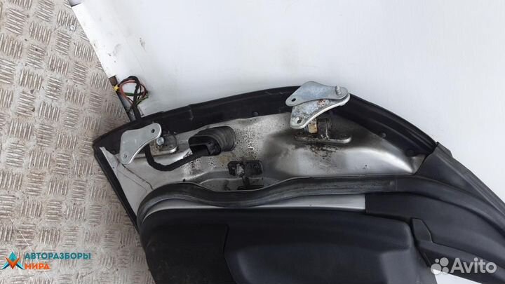 Дверь передняя правая Mercedes-Benz C-Класс