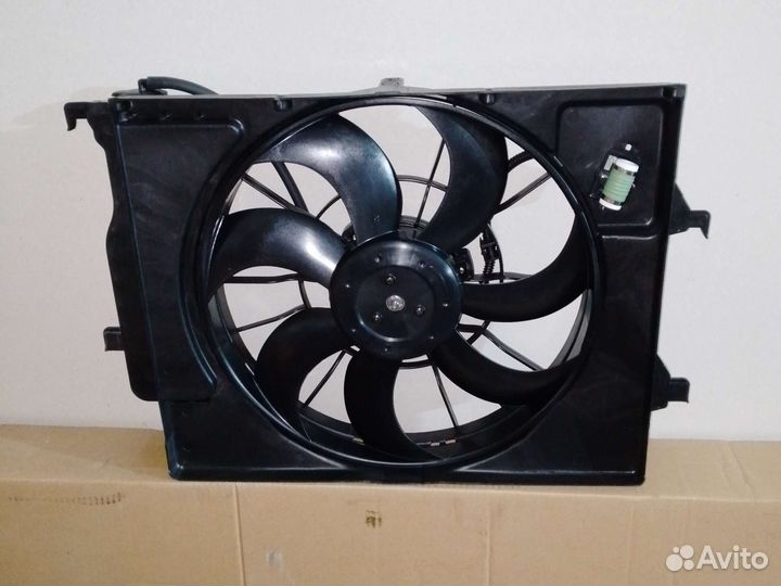 Вентилятор охлаждения Солярис Киа рио 2011 2017