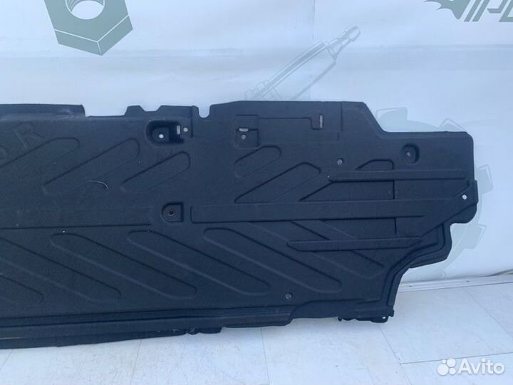 Защита днища Mercedes W205 A2056842000