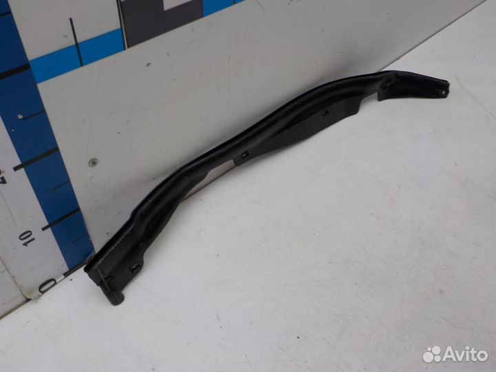 Уплотнитель двери BMW X1 F48 2015