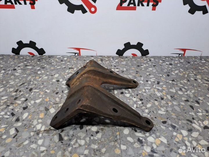 Кронштейн рамы Mercedes-Benz Actros MP2 OM541.942