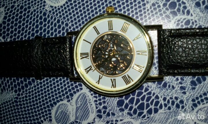 Часы новые