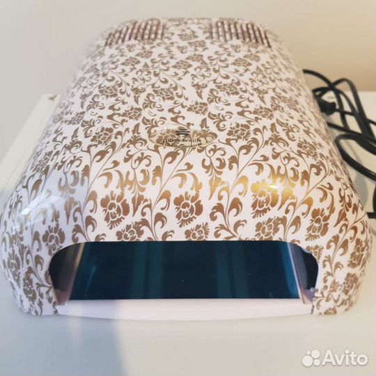 Ультрафиолетовая лампа