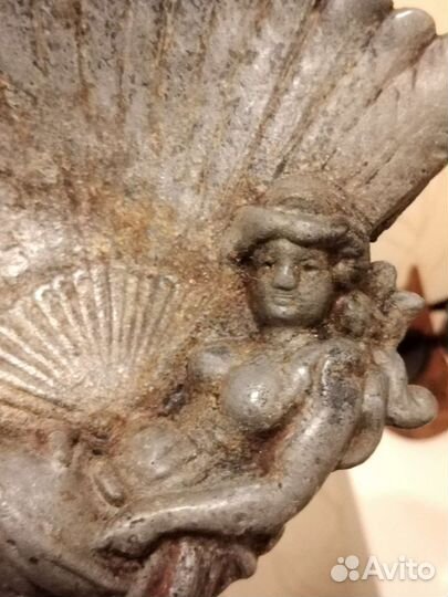 Коллекционная пепельница дама с веером