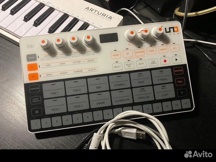 Uno drum драм синтезатор