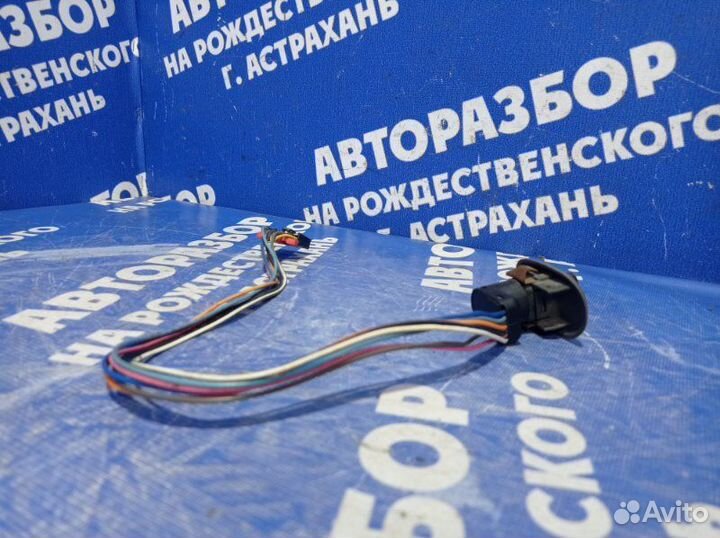 Блок управления зеркалами Chevrolet Trailblazer