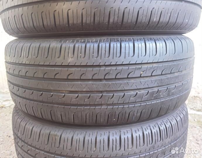 Goodyear EfficientGrip SUV 225/55 R19 99V