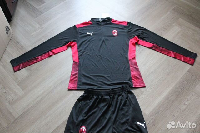 Спортивный футбольный костюм Милан