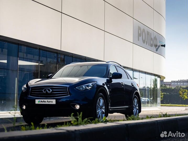 Infiniti QX70 3.7 AT, 2014, 133 609 км