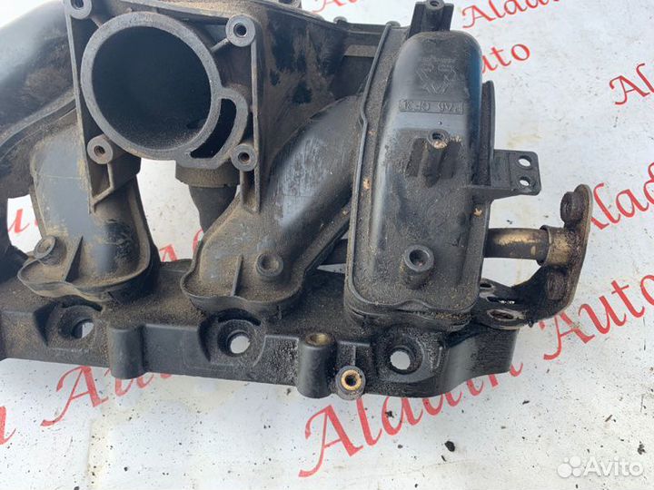 Коллектор впускной Ford Focus 1 2.0